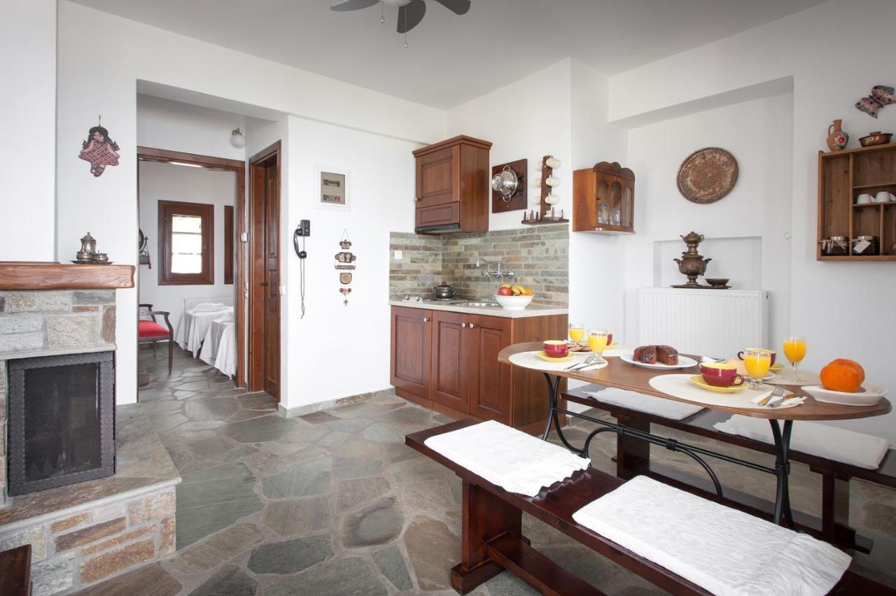 Tampakeika Apartment Mouresi Bagian luar foto