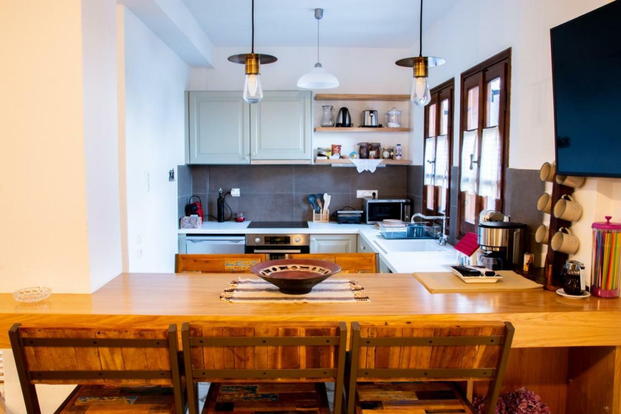 Tampakeika Apartment Mouresi Bagian luar foto